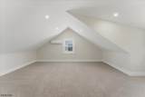 2024 Balmoral Ave - Photo 40
