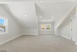 2024 Balmoral Ave - Photo 42