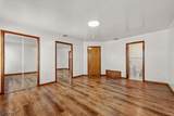 939 Grove St - Photo 13