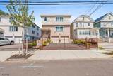 939 Grove St - Photo 2