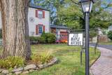 233 Maple Ave - Photo 3