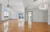 1221 Oak Pl - Photo 11