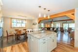 393 Lakeview Ave - Photo 11