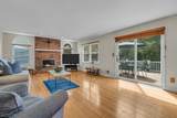 17 Revere St - Photo 8