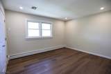210 Walnut St - Photo 13