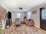 382 Douglas Rd - Photo 3