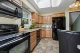 66 Warwick Cir - Photo 12