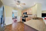 110 Connelly Ave - Photo 11