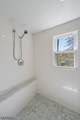380 Charnwood Rd - Photo 32