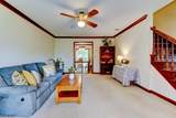15 Shaffer St - Photo 5