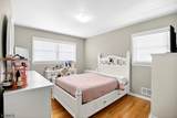 579 Grove St - Photo 14