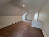 366 Thomas St - Photo 19