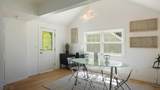 221 Ayliffe Ave - Photo 9