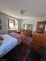 1075 Thomas St - Photo 15