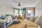 88 Komorn St - Photo 14