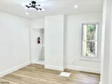 181 Washington St - Photo 3