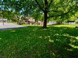 172 Sparta Ave - Photo 4