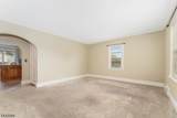 38 Eastern States Pkwy - Photo 5