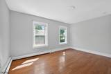 582 Roseberry St - Photo 11