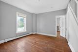 582 Roseberry St - Photo 15