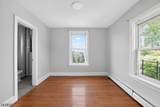 582 Roseberry St - Photo 9
