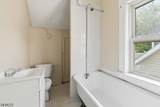 102 Lincoln St - Photo 18