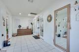 15 Markham Rd - Photo 2