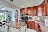 15 Markham Rd - Photo 6