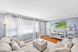 19 Boonton St - Photo 3