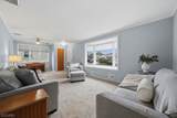 202 Colonial Ave - Photo 5