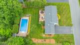 31 Yorkshire Ave - Photo 2