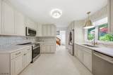 24 Freeman Ave - Photo 4