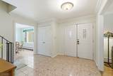 10 Dickens Ct - Photo 2