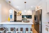 421 Tryon Ave - Photo 3