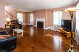 551 Winsor St - Photo 3