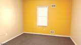 490 Somerset St - Photo 4