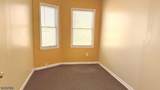 490 Somerset St - Photo 5
