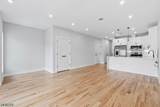 441 John St - Photo 3