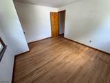 1018 Walnut St - Photo 5