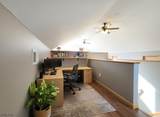 304 Henry St - Photo 15