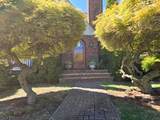 304 Henry St - Photo 3