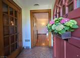 304 Henry St - Photo 4