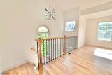 330 Winthrop Dr - Photo 3