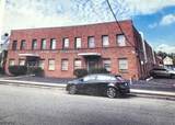 183 Oakwood Ave - Photo 1