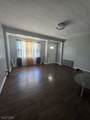 126 Smith St - Photo 4