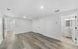 1119 Hampton Place - Photo 7