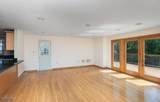 820 E Broad St - Photo 6