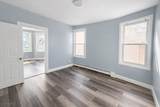 204 Demott Ave - Photo 4
