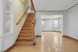 165 College Pl - Photo 5