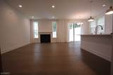 1 Swenson St - Photo 5